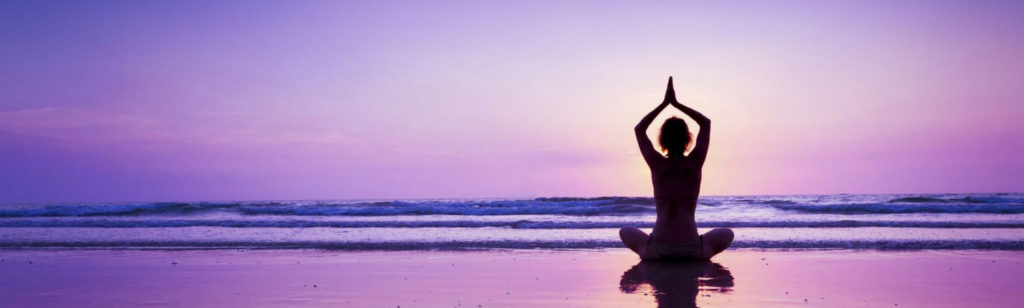 Benefits of yoga for surfing: discover the most important ones